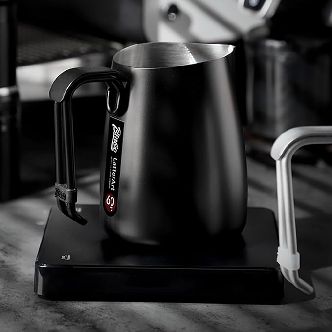 Bincoo Milk Frothing Pitcher,Espresso Milk Frothing Pitcher Stainless Steel 20oz/600ML Coffee Milk Frother Cup with Measurement Lines,Ergonomic Handle for Latte Art & Cappuccino