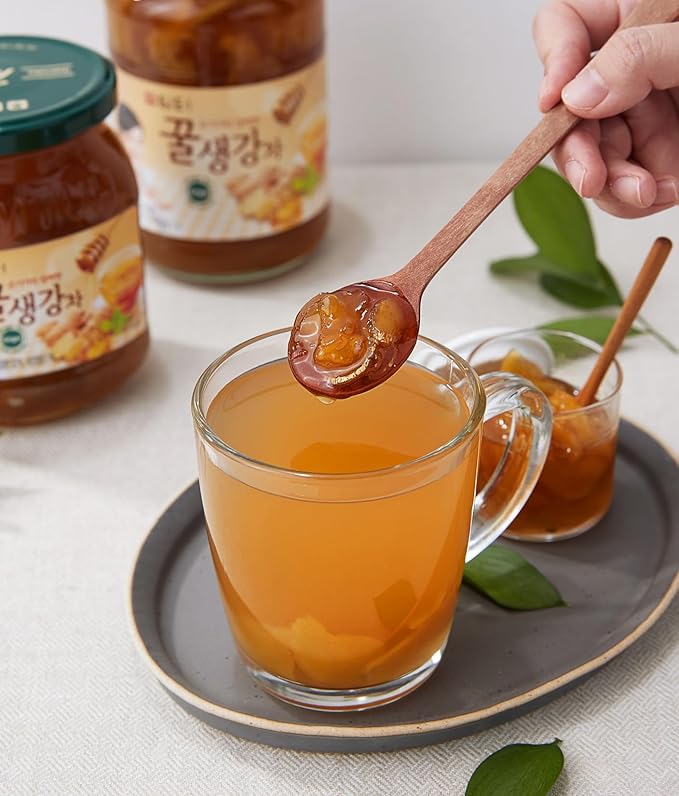 Damtuh Korean Honey Ginger Tea 2.2lb (35.3 fl oz) – Traditional Fruit Honey Tea, Authentic Korean Ginger Marmalade Preserve