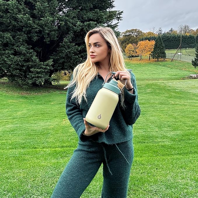 BJPKPK Half Gallon Insulated Water Bottles, 64oz Water Jug with Metal Handle & BPA Free Spout Lid, Dishwasher Safe Thermo, Large Stainless Steel Gym Sport Jugs, Chartreuse