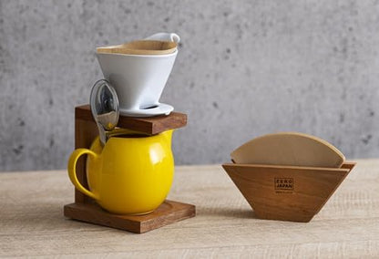 Zero Japan - Bee House Pour Over Coffee Dripper - Lead-Free & Cadmium-Free Ceramic Coffee Maker with Elegant Peek Hole, Drip Cone Brewer Coffee Gifts, Brewing Accessories - Noble Black, Standard Size