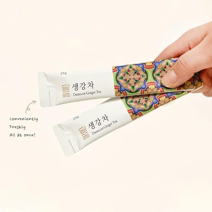 Damccot Korean Ginger Root Extract Tea Stick, Squeezed Ginger Concentrate Herbal Healthy Relaxation Instant Beverage for Hot and Cold, Remedy for Cough, No Preservatives (0.88 oz x 10 Sticks)