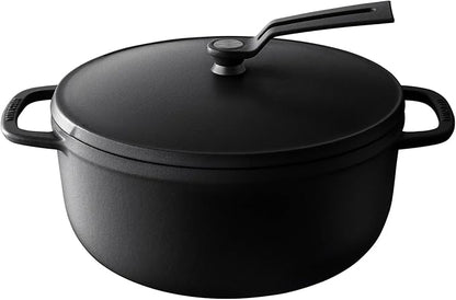 Vermicular Oven Pot 2.0 | Lightweight Enameled Cast Iron Pot | 22cm (3.7 Qt) | Non-Toxic | Induction-compatible | Dutch Oven | Made in Japan | Matte Black