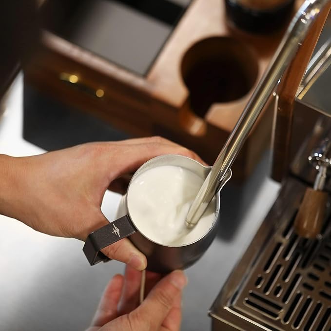 MHW Bomber 450ml/15.2oz Milk Frothing Pitcher - Stainless Steel Espresso Steaming Pitcher - Barista Latte Art Round Spout Milk Jug P6006W