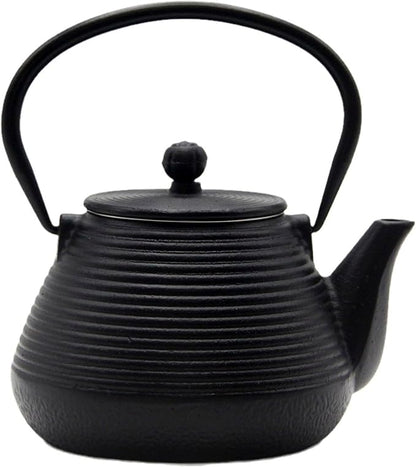 20.3oz Small Cast Iron Teapot, SECHUDO Cast Iron Tea Kettle for Stovetop Safe Coated with Enameled Interior, Cast Iron Tea Pot with Stainless Steel Infuser for Loose Tea (Black Pinstripe Pattern)