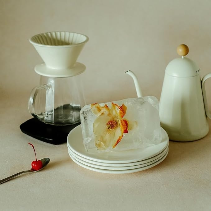 watchget Glass Coffee Carafe 600ml/20oz - Heat Resistant Borosilicate Coffee Server, Clear Pour Over Coffee Pot Maker, Ideal for Home, Office, and Café