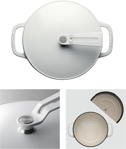 Vermicular Oven Pot 2.0 | Lightweight Enameled Cast Iron Pot | 22cm (3.7 Qt) | Non-Toxic | Induction-compatible | Dutch Oven | Made in Japan | Sea Salt White