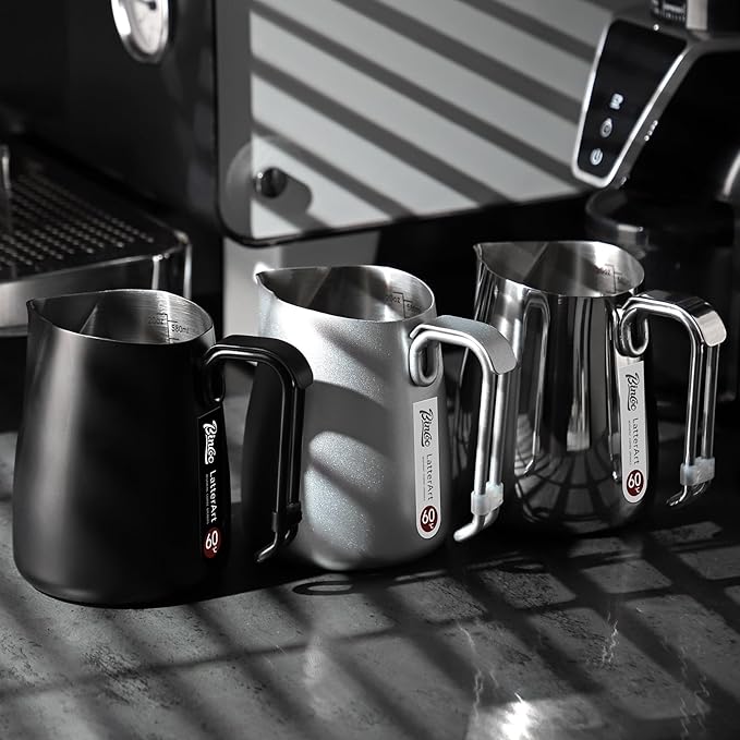 Bincoo Espresso Milk Frothing Pitcher Stainless Steel 20oz/600ML Coffee Milk Frother Cup-Milk Frothing Pitcher with Measurement Lines,Ergonomic Handle for Latte Art & Cappuccin(Steel)