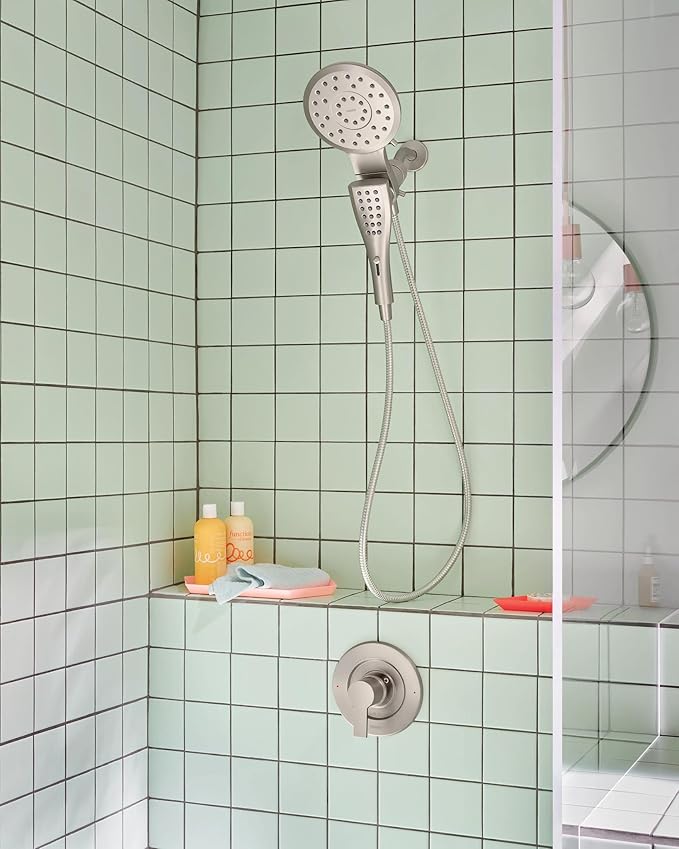 Moen Verso Spot Resist Nickel Round Rain Shower Head and Detachable Handshower Combination with Magnetix Docking System and 60-inch Metal Hose, 220C2SRN