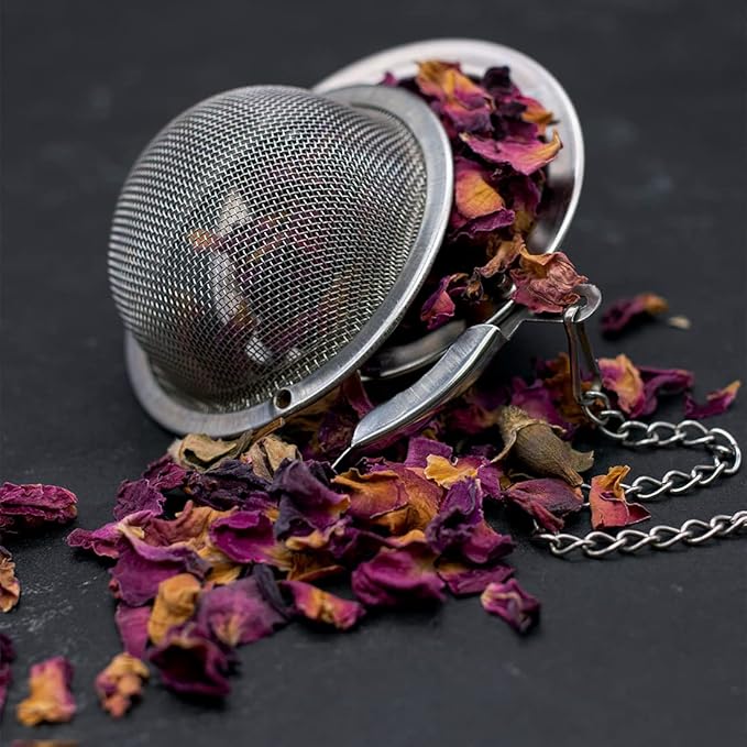 MagJo Naturals Red Rose Petals, Dried, Culinary Grade A, Harvested from Faiyum Oasis in Egypt (8 oz)