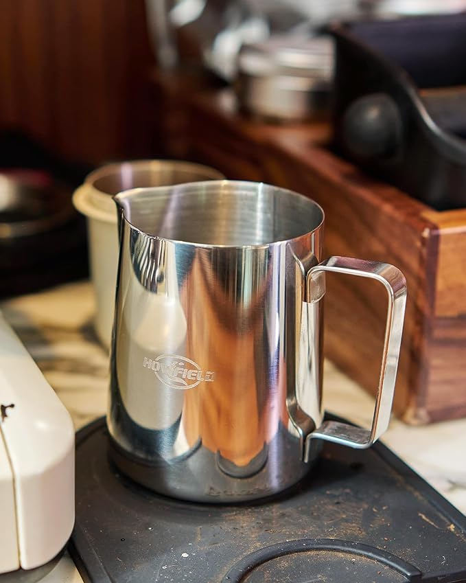 Milk Frothing Pitcher 32 Oz, Milk Frother Cup 304 Stainless Steel Steaming Jug with Clear Scale and Latte Art Pen, Barista Tools for Espresso, Cappuccino, Coffee Machine Accessories (900ml)