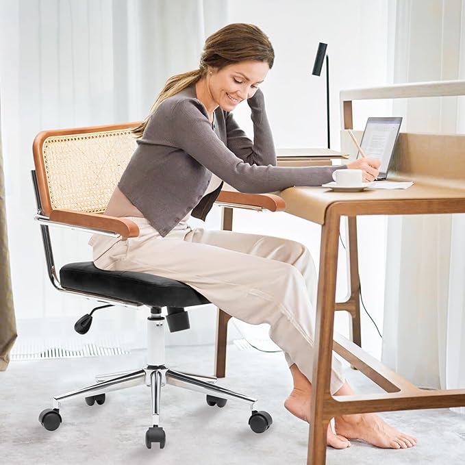 Rattan Office Chairs, Modern Rattan Desk Chair with Natural Back & Wood Armrest, Small Upholstered Tufted Leather Home Office Desk Chairs for Home Office, Bedroom, Study, Black