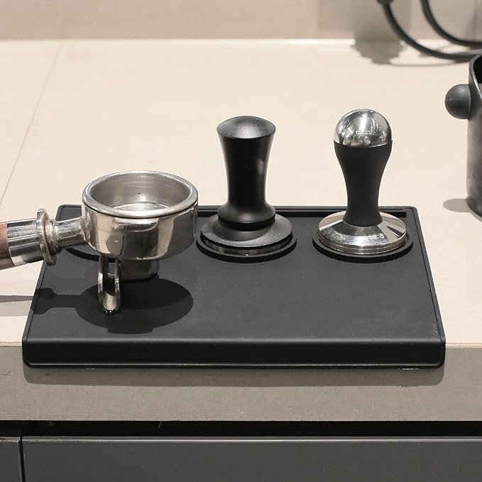 Espresso Tamping Mat, Silicone Coffee Tamping Mat with Three Grooved Sections Suitable for 51mm Tamper and Coffee Distributor, Espresso Accessories Tool for Baristas, Black