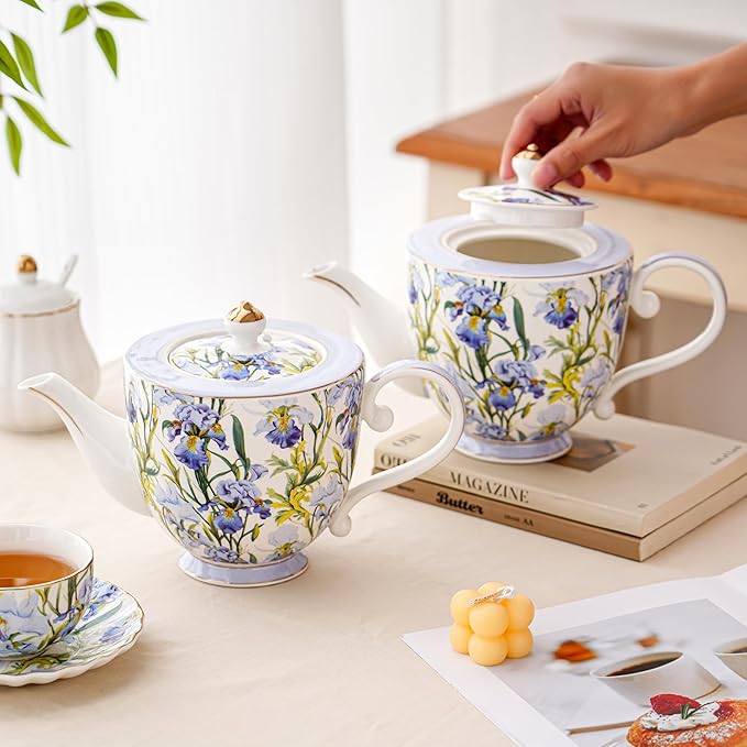 Flower Ceramic Teapot，28.7oz Blue Flower Teapot for Tea Party, Women's Gathering, Family Gathering (Blue)