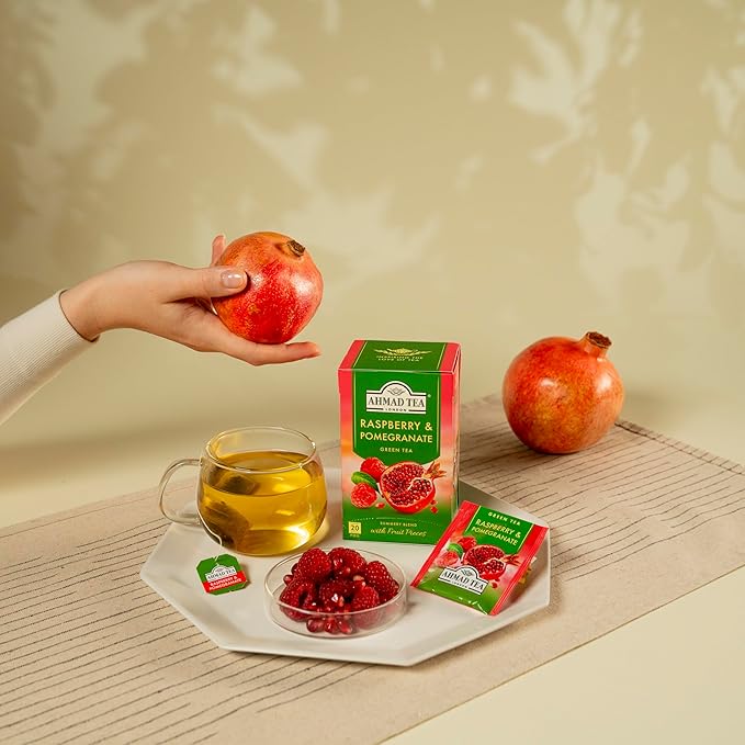 Ahmad Raspberry & Pomegranate Flavoured Green Tea with Fruit Pieces 20 Bags