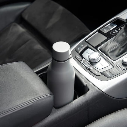 BJPKPK Insulated Water Bottles, 18 oz Stainless Steel Metal Water Bottle with Strap, BPA Free Leak Proof Jugs, Mugs, Flasks, Reusable Thermal Flasks for Sports & Travel, Black