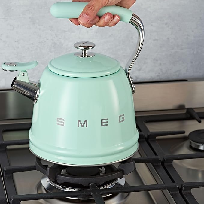 SMEG Retro Stovetop Whistling Kettle – 2.4Q (Pastel Green)