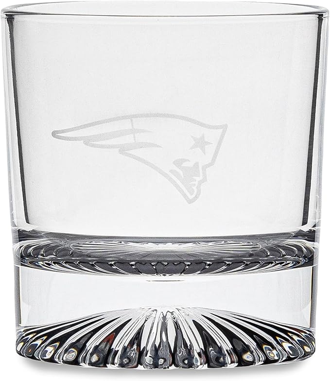 The Memory Company Officially Licensed NFL Wood Boxed Drinkware Set, with 2 Rocks Glasses and Cooling Cubes, New England Patriots