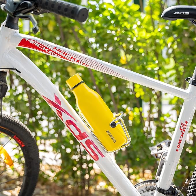 BJPKPK Insulated Water Bottles, 18 oz Stainless Steel Metal Water Bottle with Strap, BPA Free Leak Proof Jugs, Mugs, Flasks, Reusable Thermal Flasks for Sports & Travel, Yellow